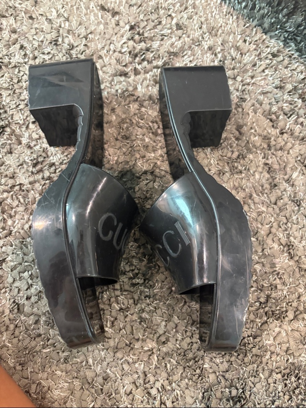 Gucci Black Patent Slide Mules with Embossed Logo - Picture 3 of 15